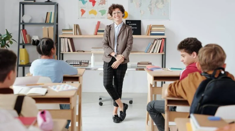 Pendidikan yang Tidak Seragam: Mengapa Setiap Negara Bagian di Amerika Bisa Memiliki Arah Berbeda